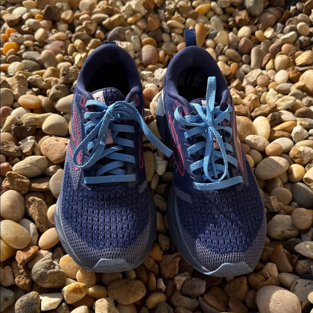 Brooks Levitate 6 Running Shoes Athletic Road Sneakers Size 6.5 - Picture 2 of 11